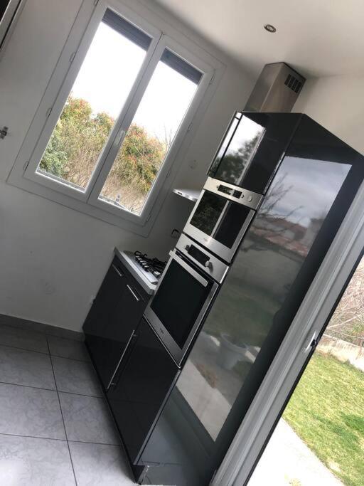Villa Climatise Avec Piscine Et Jacuzzi Carpentras Buitenkant foto